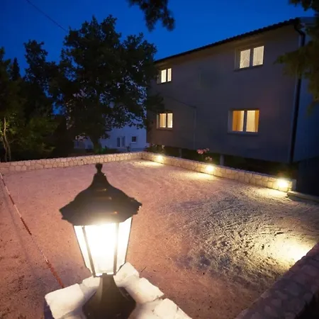 Apartmán Fuer 5 Personen Ca 90 Qm In Crikvenica, Kvarner Bucht Und Umgebung *